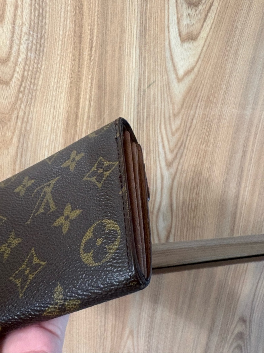 Auth Louis Vuitton Monogram Sarah wallet - Picture 9 of 14